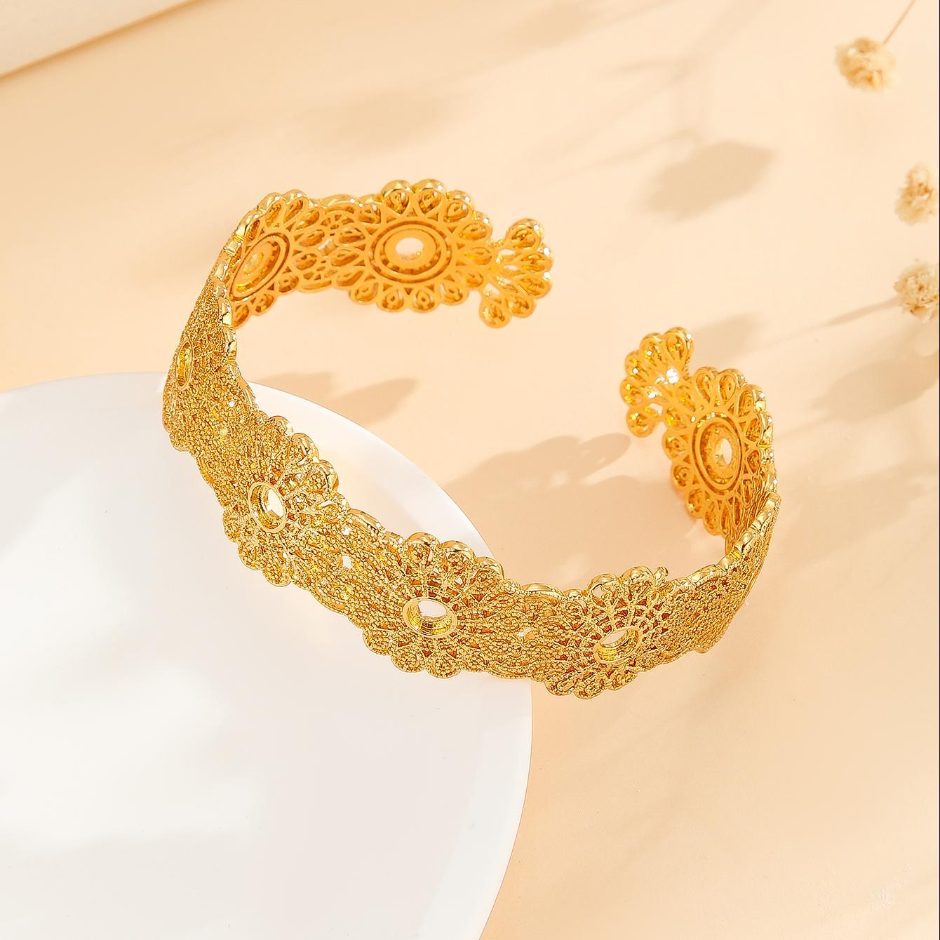 1pcs Luxury Style Gold Bracelet Hollowed Out Lace Flower Design Jewelry