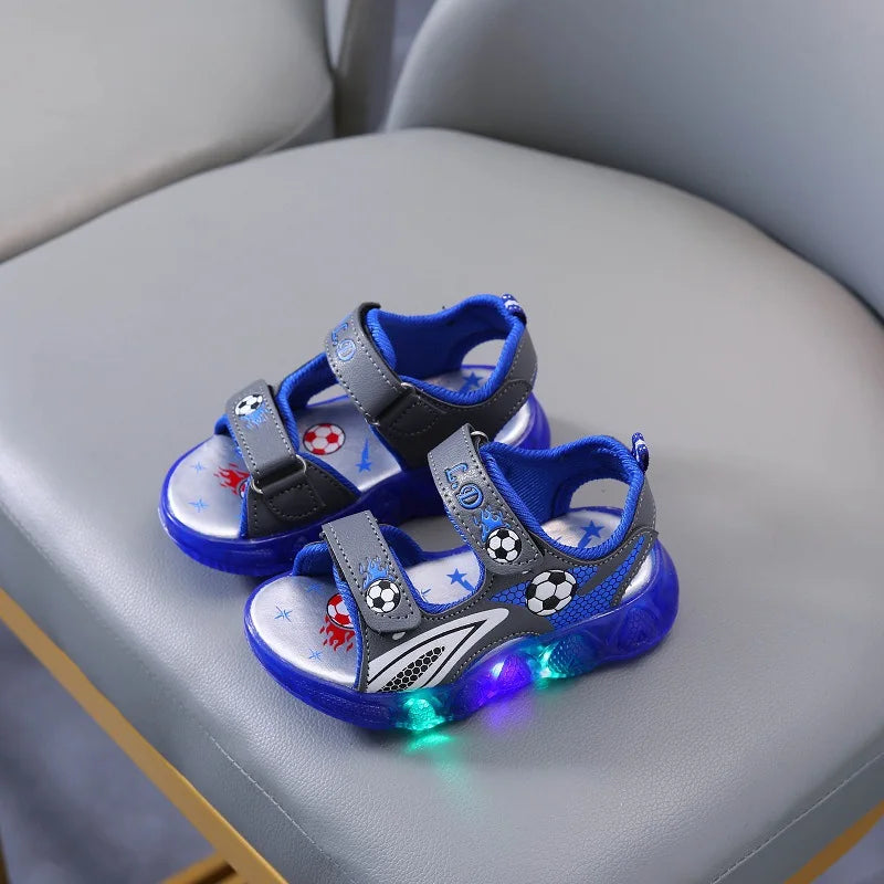 Kids LED Light Shoes Little Boys Sandals With Lights Kids Glowing Light Beach Shoes Children's Shining Light Soft Bottom Sandals