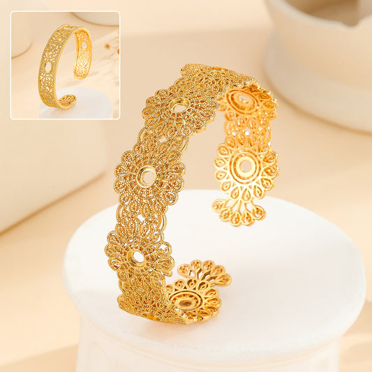 1pcs Luxury Style Gold Bracelet Hollowed Out Lace Flower Design Jewelry